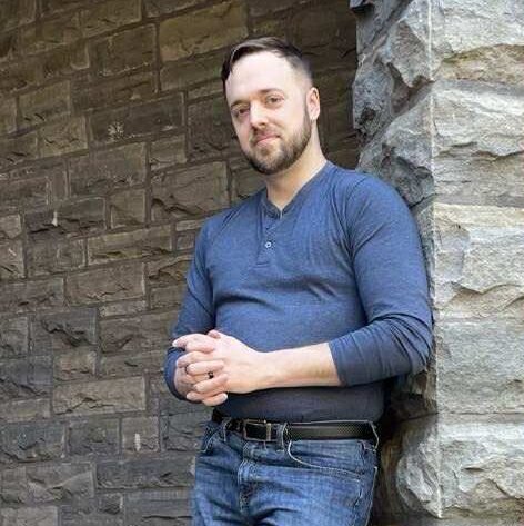 Tom is the Web Designer and Developer, as well as the owner of Morris Web Services in Lynchburg Virginia.